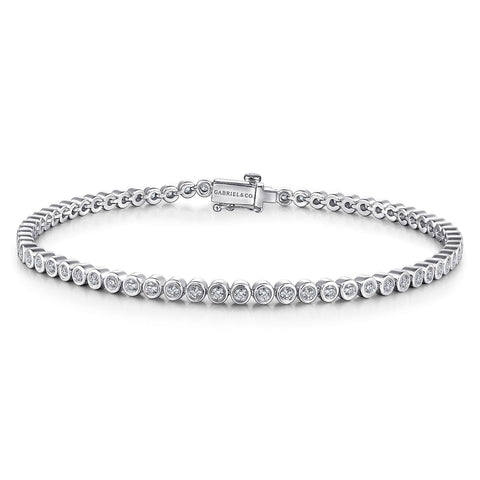 Diamond Bangle Bracelet in White Gold