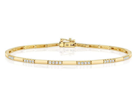 Diamond Bangle Bracelet in White Gold