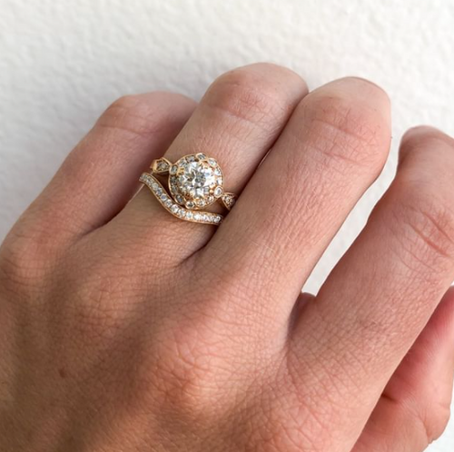 Vintage-Inspired Diamond "Grace" Wedding Band